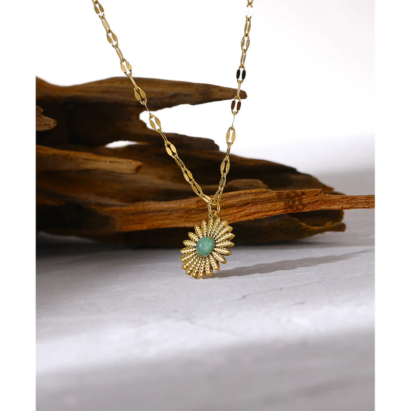 Flower Natural Stone Necklace