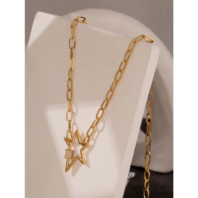 Stellar Carabiner: A Cubic Zirconia Star Necklace