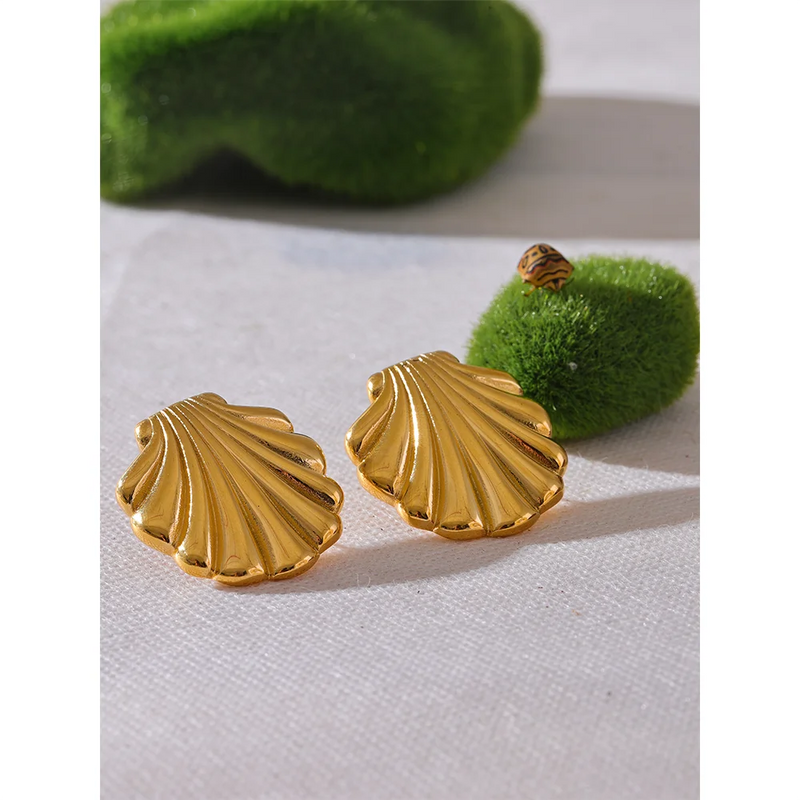 Golden Shell Stud Earrings