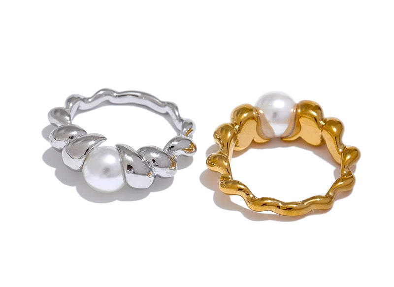 Pearls Twisted Geometric Ring